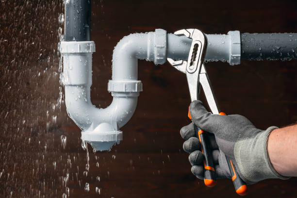 Professional Emergency Plumber technician working in Secaucus, NJ